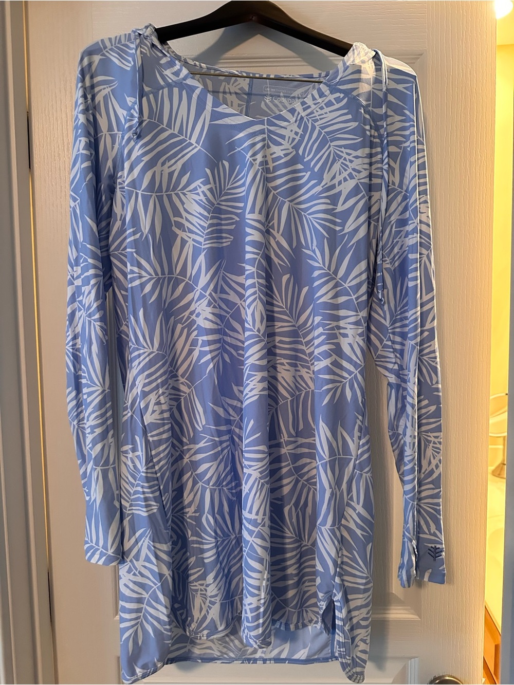 Coolibar Light Blue and White Palm-Print Swim Cover-Up